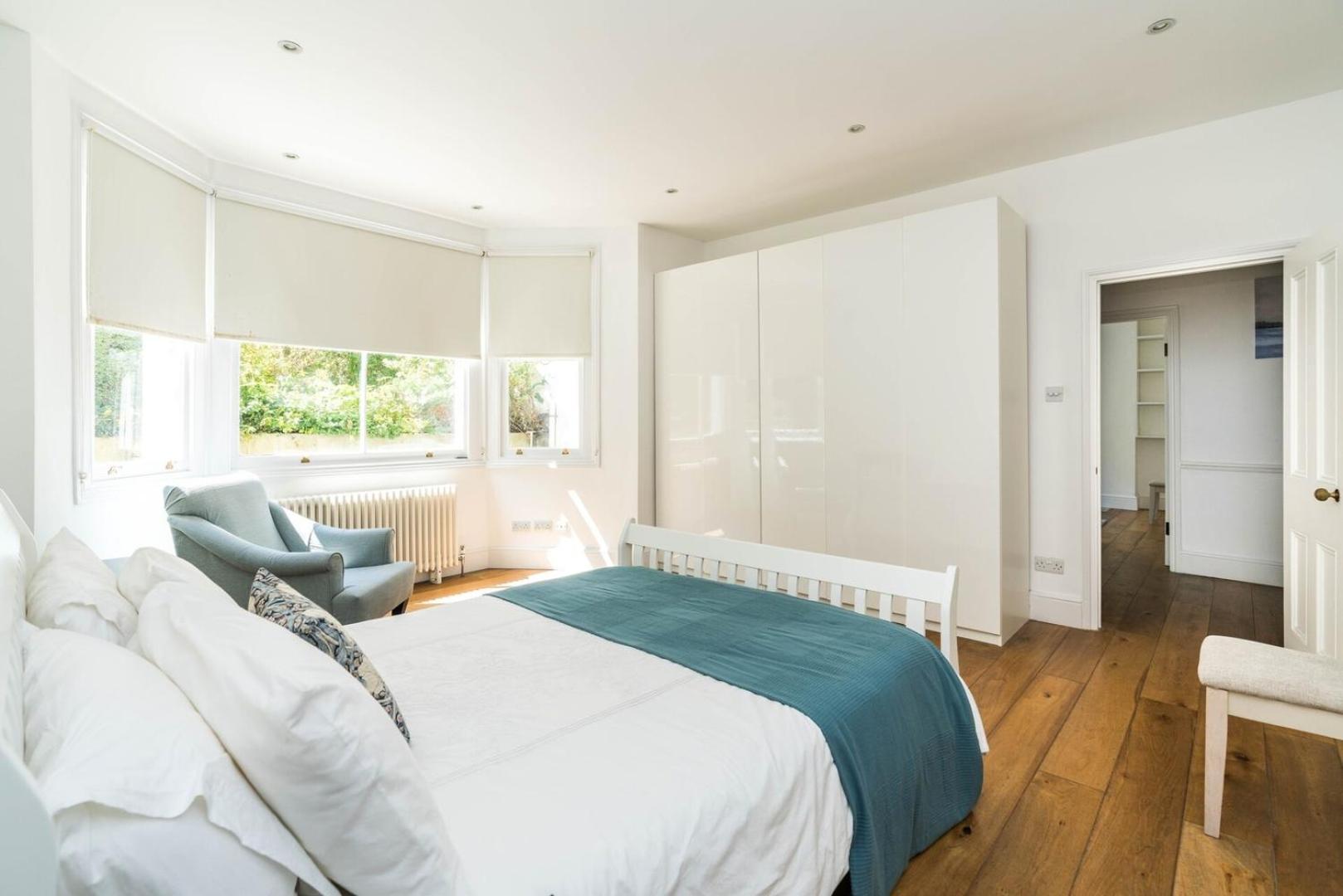 Fantastic 3 Bedroom Flat West Hampstead Londýn Exteriér fotografie